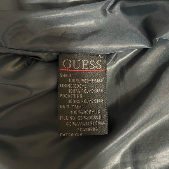 Guess puffer vest - Picture 4 of 6